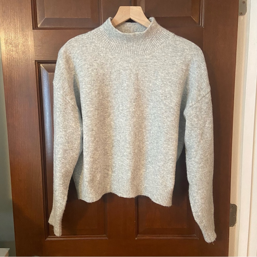 H&M Grey Mockneck Sweater - Medium